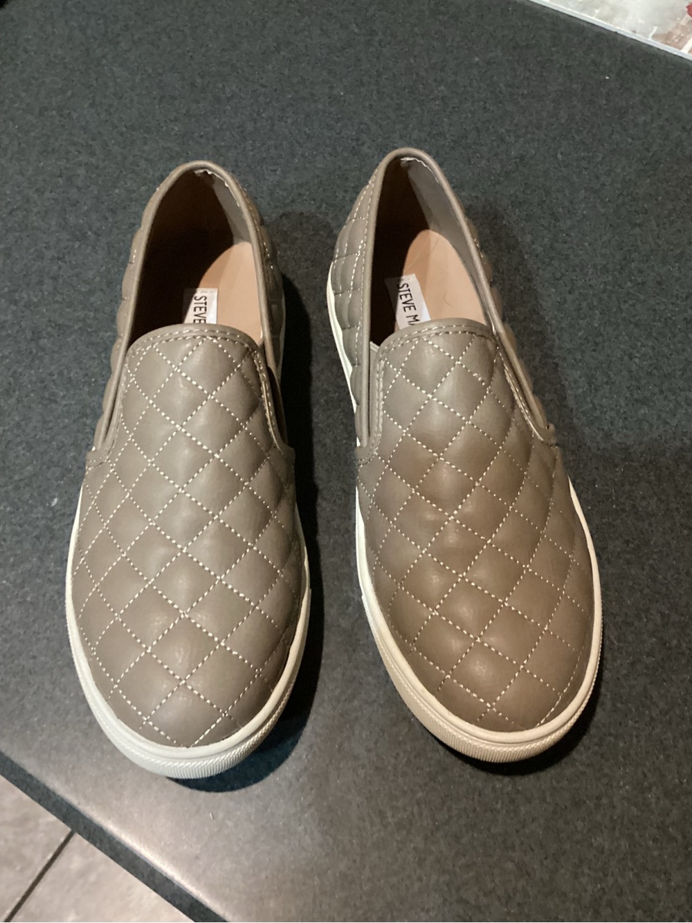 Steve Madden Quilted Slip-On Sneakers - Taupe/White